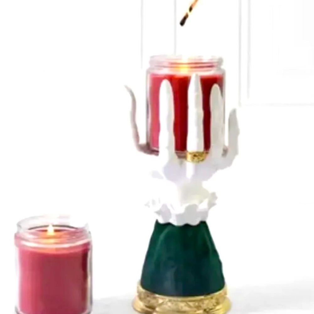 Bath & Body Works Halloween 2022 Witch Hand Pedestal Single Wick Candle Holder.